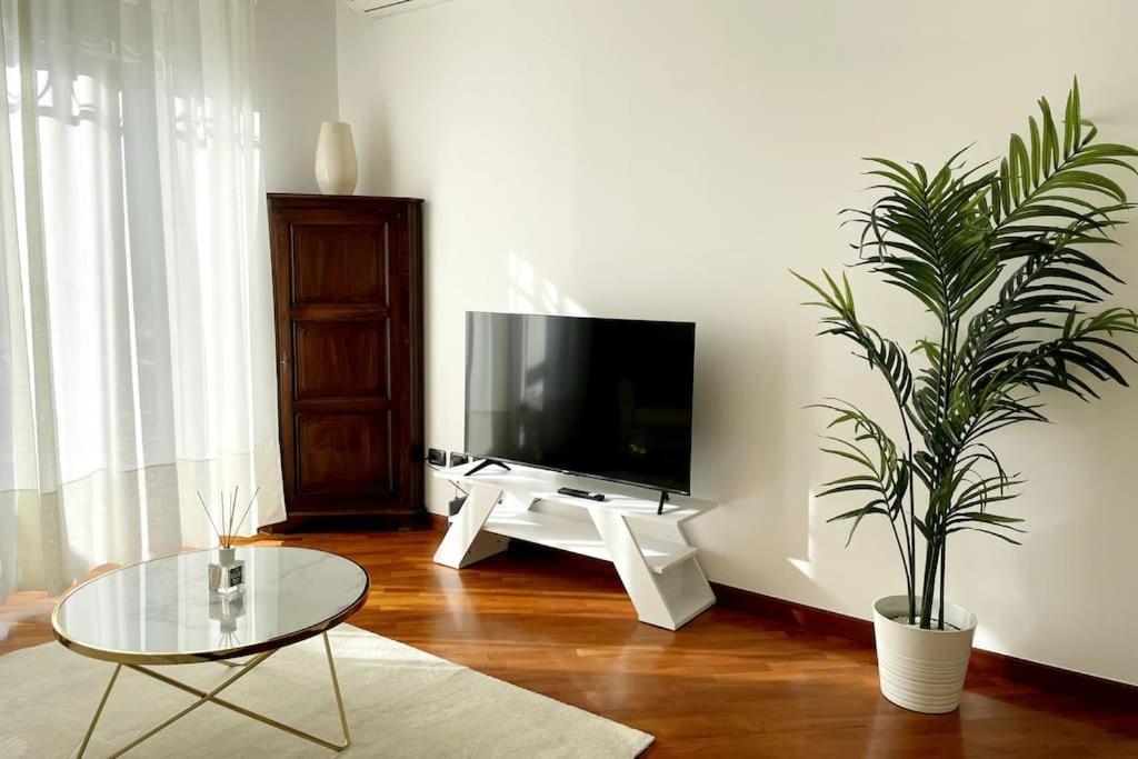 Amazing Flat With Terrace Apartment Milano Ngoại thất bức ảnh